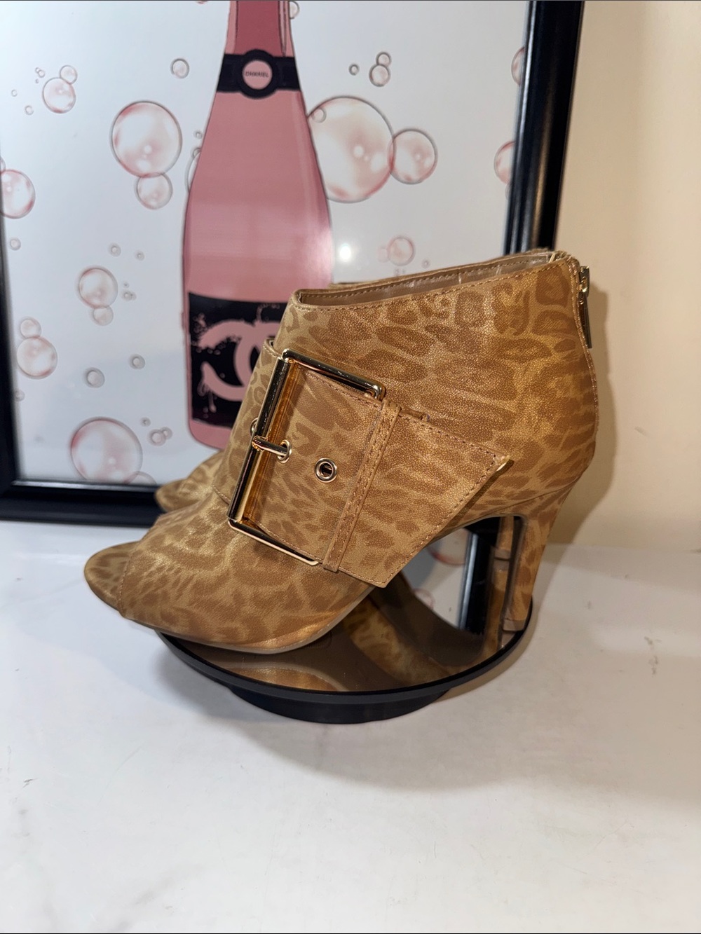 NWOT Cato Leopard-Print Side Buckle Ankle Booties - Women’s Size 7